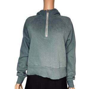 Vuori womens Restore Crop Half Zip Pullover Hoodie size M Smoke Blue Gym Workout